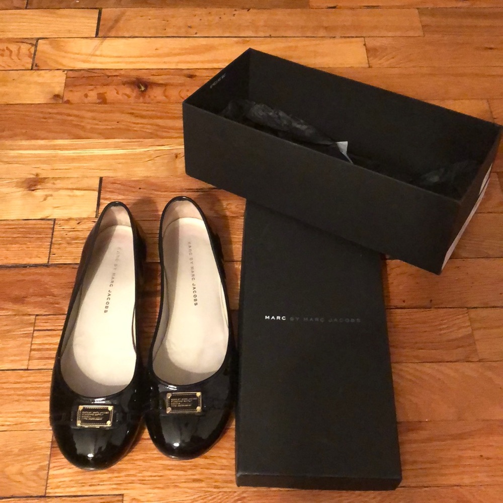 Marc Jacobs flats